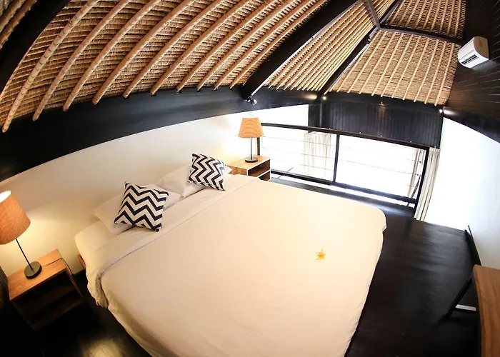 Wave House Boutique Surf Retreat - Adults Only Resort