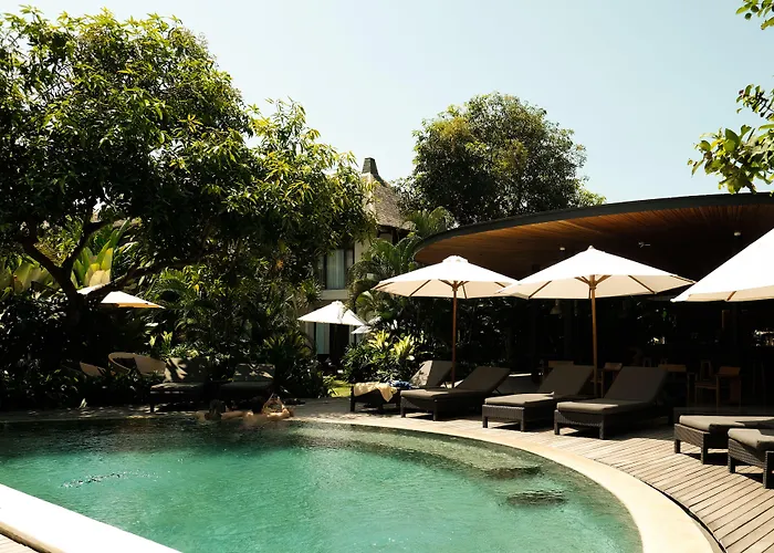 Wave House Boutique Surf Retreat - Adults Only 3* Canggu