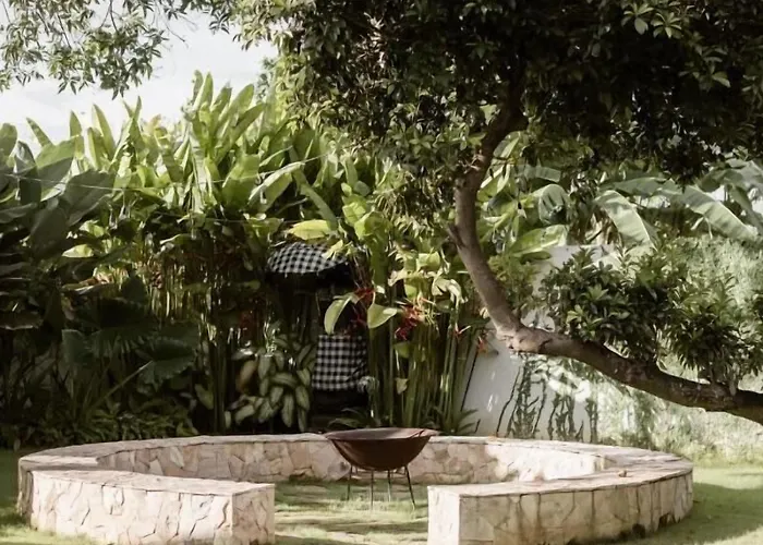 Wave House Boutique Surf Retreat - Adults Only チャングー