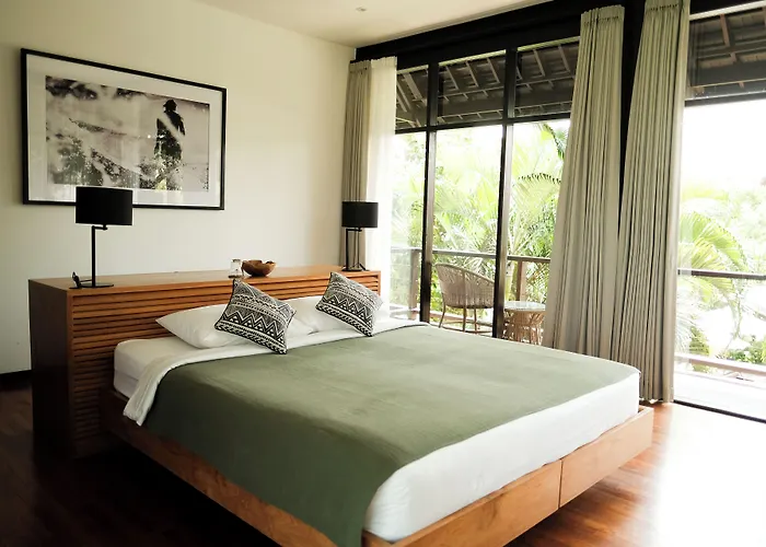 Wave House Boutique Surf Retreat - Adults Only 3*