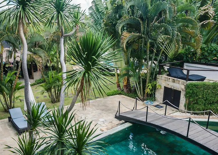 Wave House Boutique Surf Retreat - Adults Only 3* チャングー